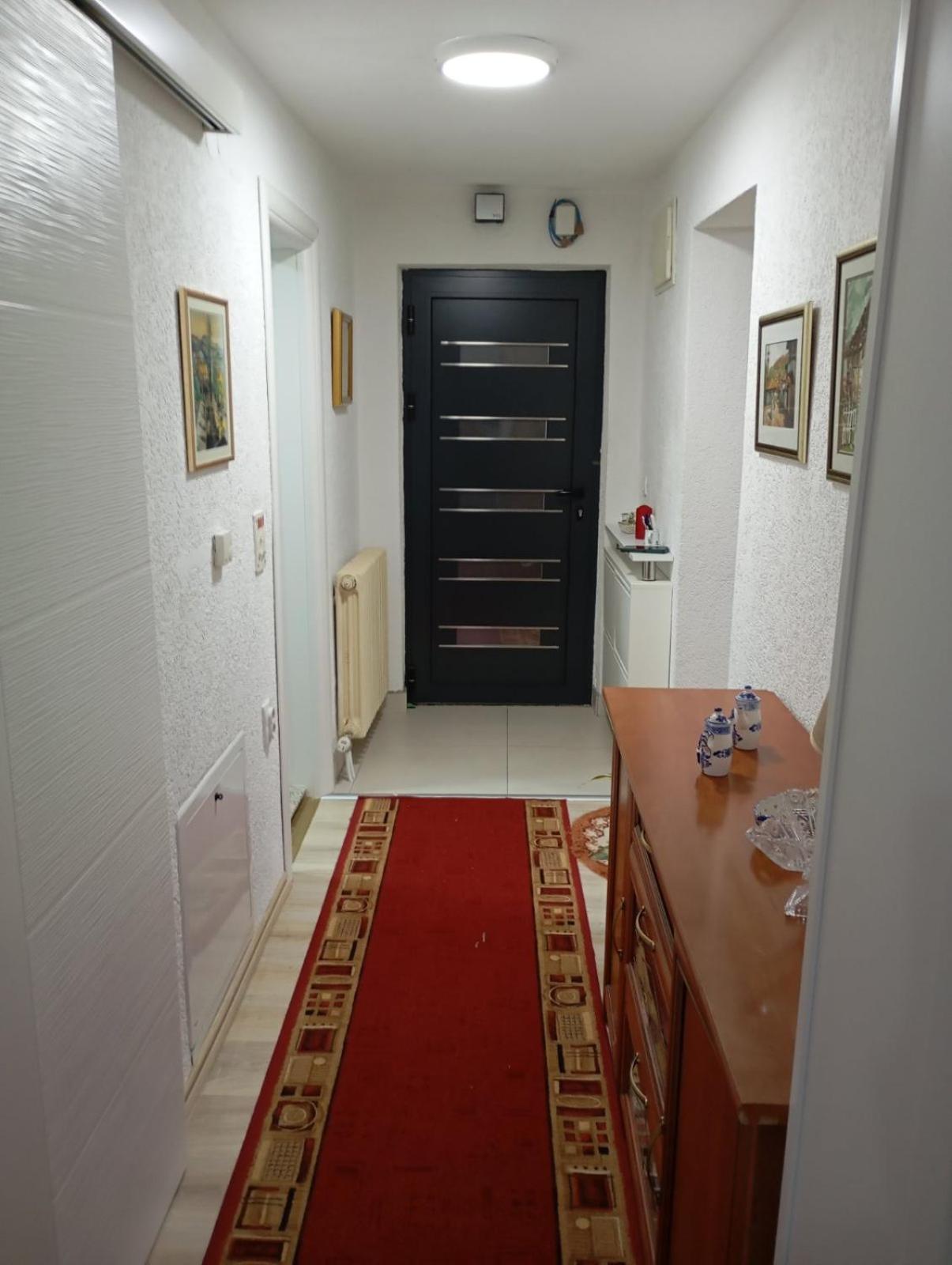 Vratnik Apartment